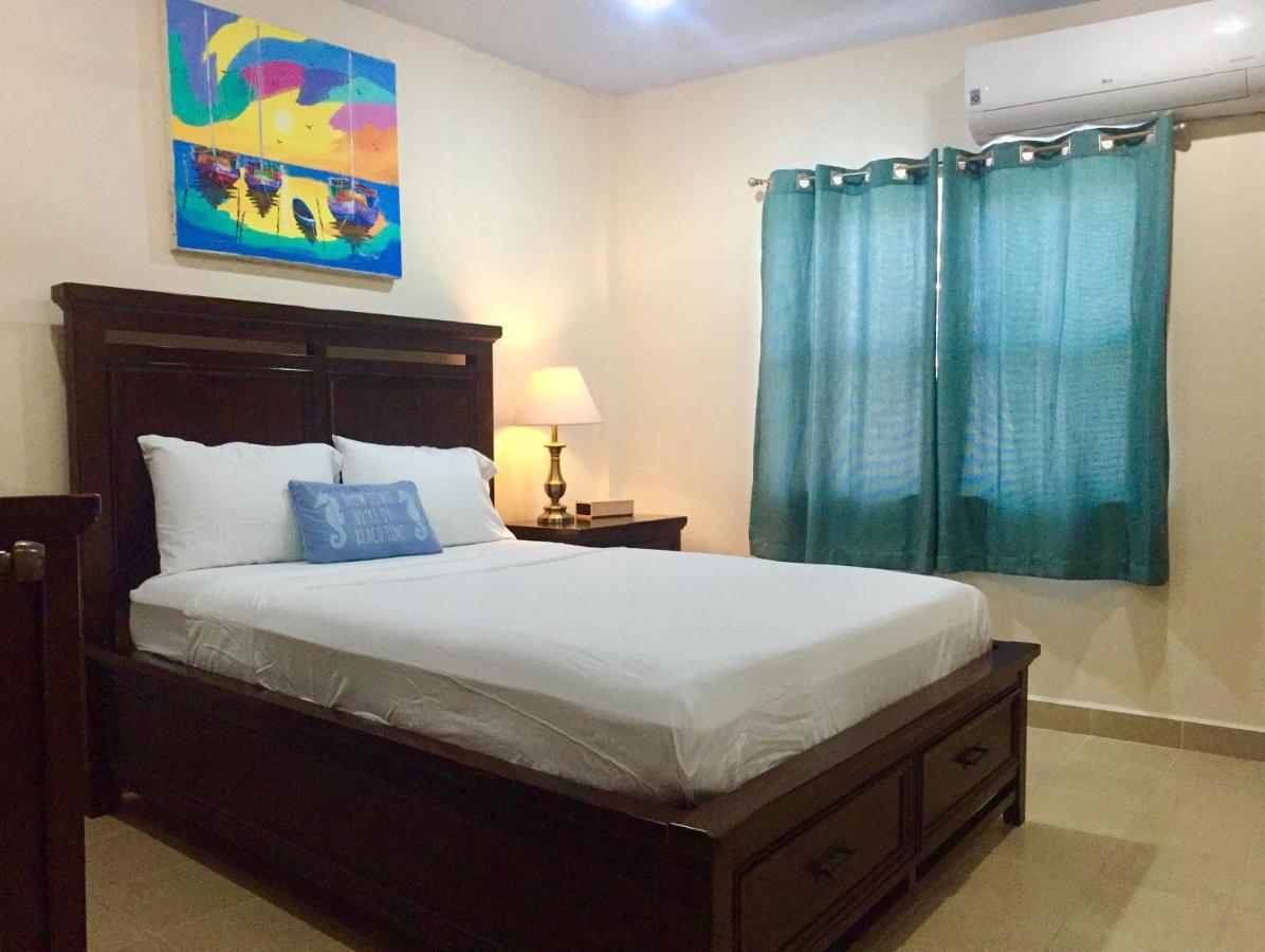 Pura Vida Inn 库尔克岛 外观 照片