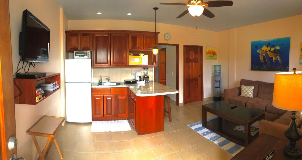 Pura Vida Inn 库尔克岛 外观 照片
