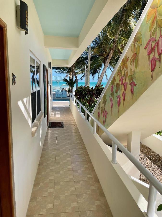 Pura Vida Inn 库尔克岛 外观 照片